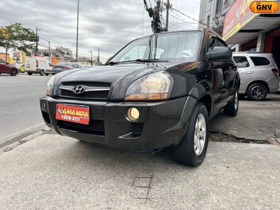 HYUNDAI TUCSON 2.0 MPFI GL 16V 142CV 2WD GASOLINA 4P MANUAL HYUNDAI TUCSON 2.0 MPFI GL 16V 142CV 2WD GASOLINA 4P MANUAL